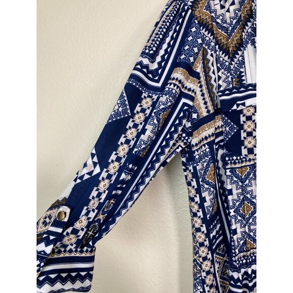 SOLD💙Cocomo Top Women Size Large Blue White Geometric Blouse Stretch 3/4 Sleeves - Picture 12 of 16